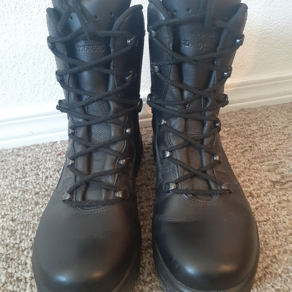 Tactical Boots - Picture 2 of 7